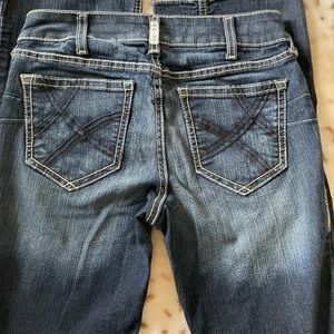 Women’s Ariat jeans 29 Long